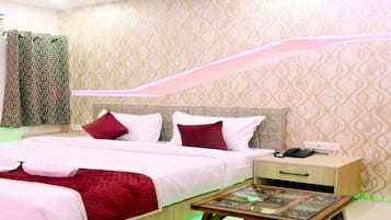 Deluxe Double Room | Free WiFi