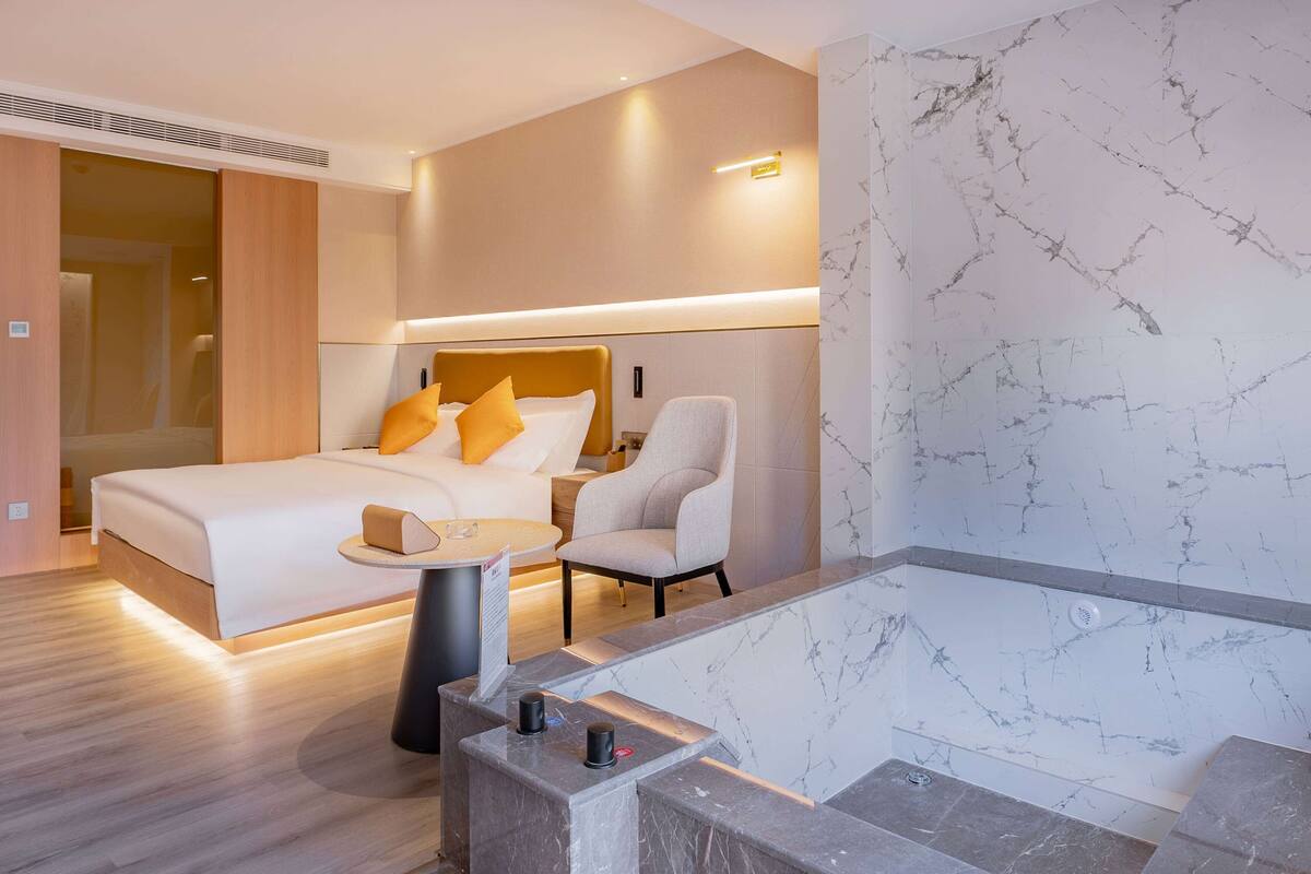 Rom – deluxe, 1 kingsize-seng, ikke-røyk (Hot Spring)