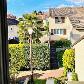 Property grounds - Private rooms in a Tiny Home  (Roissy-en-France)