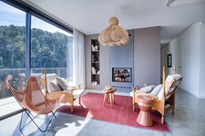 Smart TV, fireplace, books - Modern luxury villa in Begur with private pool and sea views (Begur)
