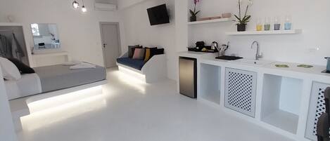 Family Suite, Jetted Tub