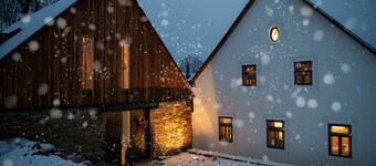 Rural Bliss: Rent a Homestead for the Perfect Escape from Everyday Hustle!