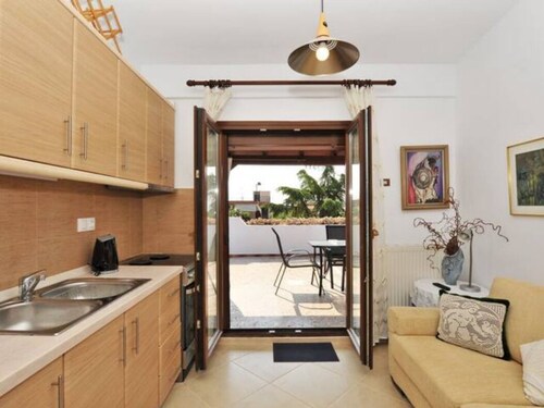 Home with garden in Flogita beach, Chalkidiki