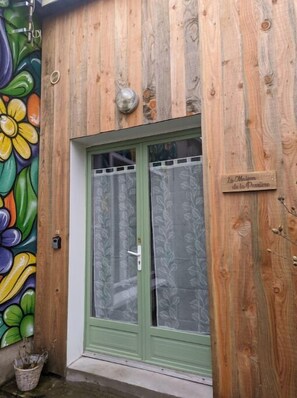 Exterior detail - Gîte La Maison de la Perrière au Coeur D'une Petite Cité de Caractère du Perche (Belforêt-en-Perche)