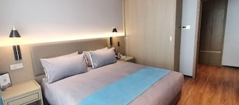 Shandong Hanlin Hotel (Shandong Normal University Qianfoshan Branch)