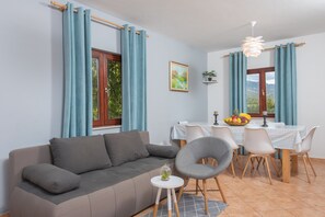 Living area - Holiday House Mila for family vacation by the river and the sea. (Trnbusi)