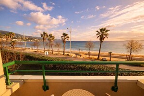 Apartment, 2 Bedrooms, Sea View | Terrace/patio