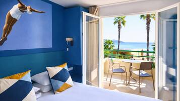 Zimmersafe, Verdunkelungsvorhänge, Bügeleisen/Bügelbrett