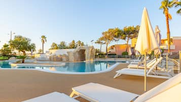 ์์ฆ๋ณ๋ก ์ด์๋๋ ์ผ์ธ ์์์ฅ, ์์์ฅ ํ๋ผ์, ์ผ๊ด์ ์์