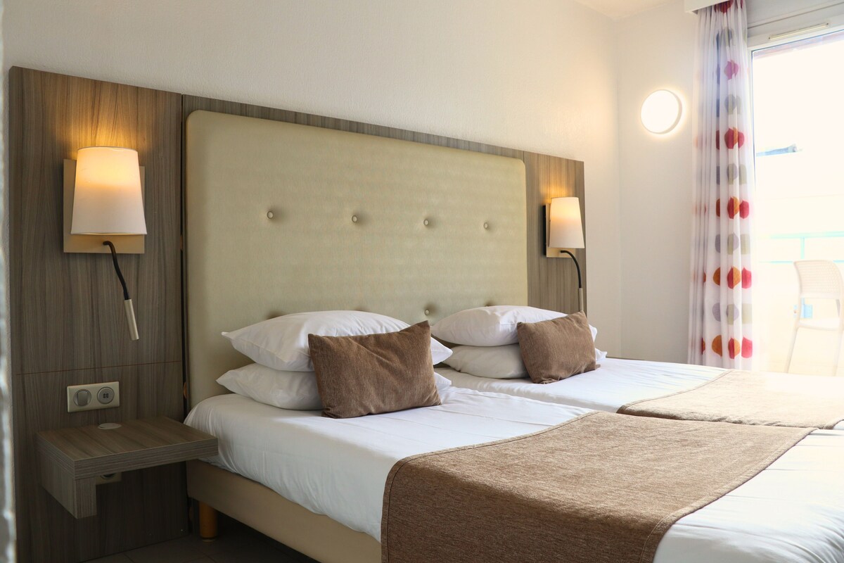 In-room safe, blackout drapes, iron/ironing board, WiFi (free)