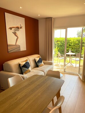 Televisión de pantalla plana