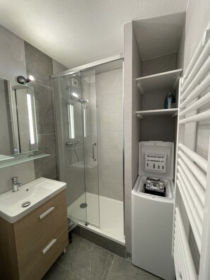 Hair dryer, towels, toilet paper - Magnifique Logement, vue Imprenable sur L'océan (Lacanau)