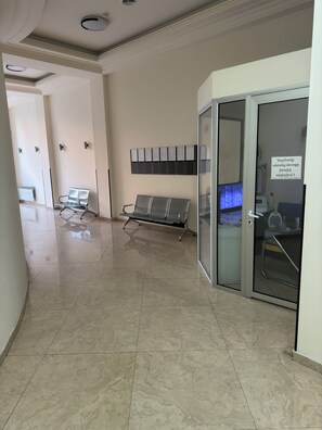 Reception - M&N apartments  (Yerevan)