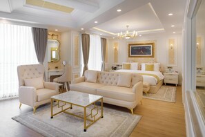 Signature Suite | 高級寢具、記憶床墊、免費迷你吧、客房內保險箱