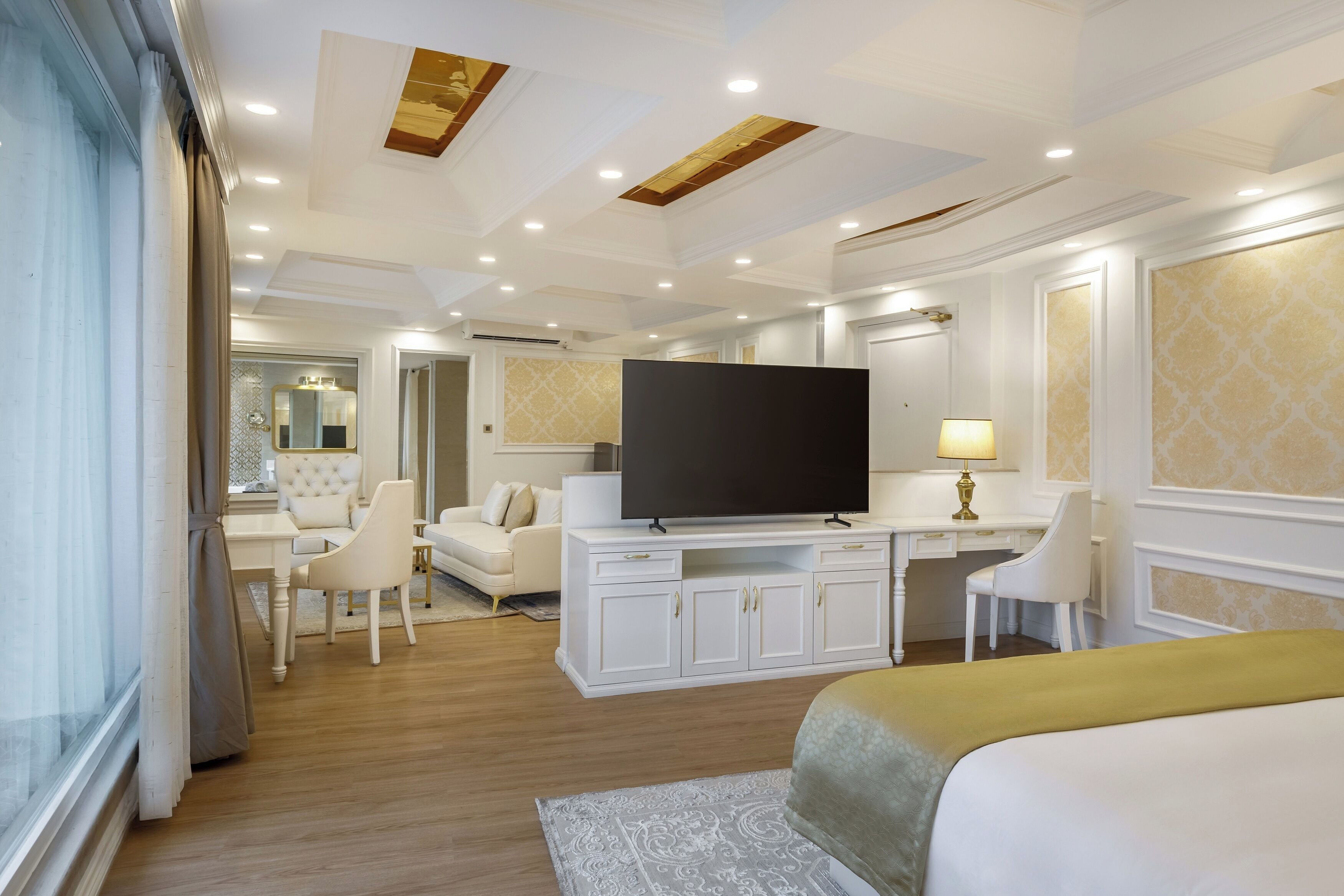 Imperial Presidential Suite | Premium bedding, memory foam beds, free minibar, soundproofing