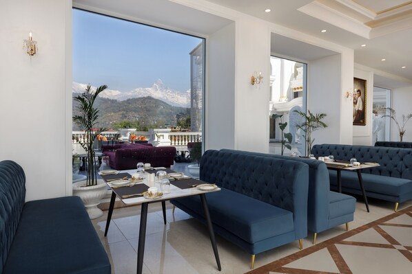 Restaurant - Pokhara Panorama Resort and Spa (Pokhara)