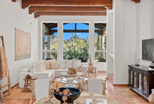 Las Palmas  | Minutes to TPC | Tranquil Hacienda