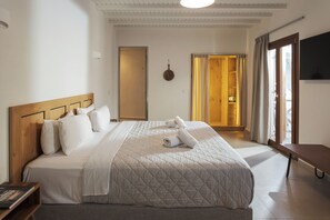 Deluxe-stúdíóíbúð | Öryggishólf í herbergi, hljóðeinangrun, straujárn/strauborð