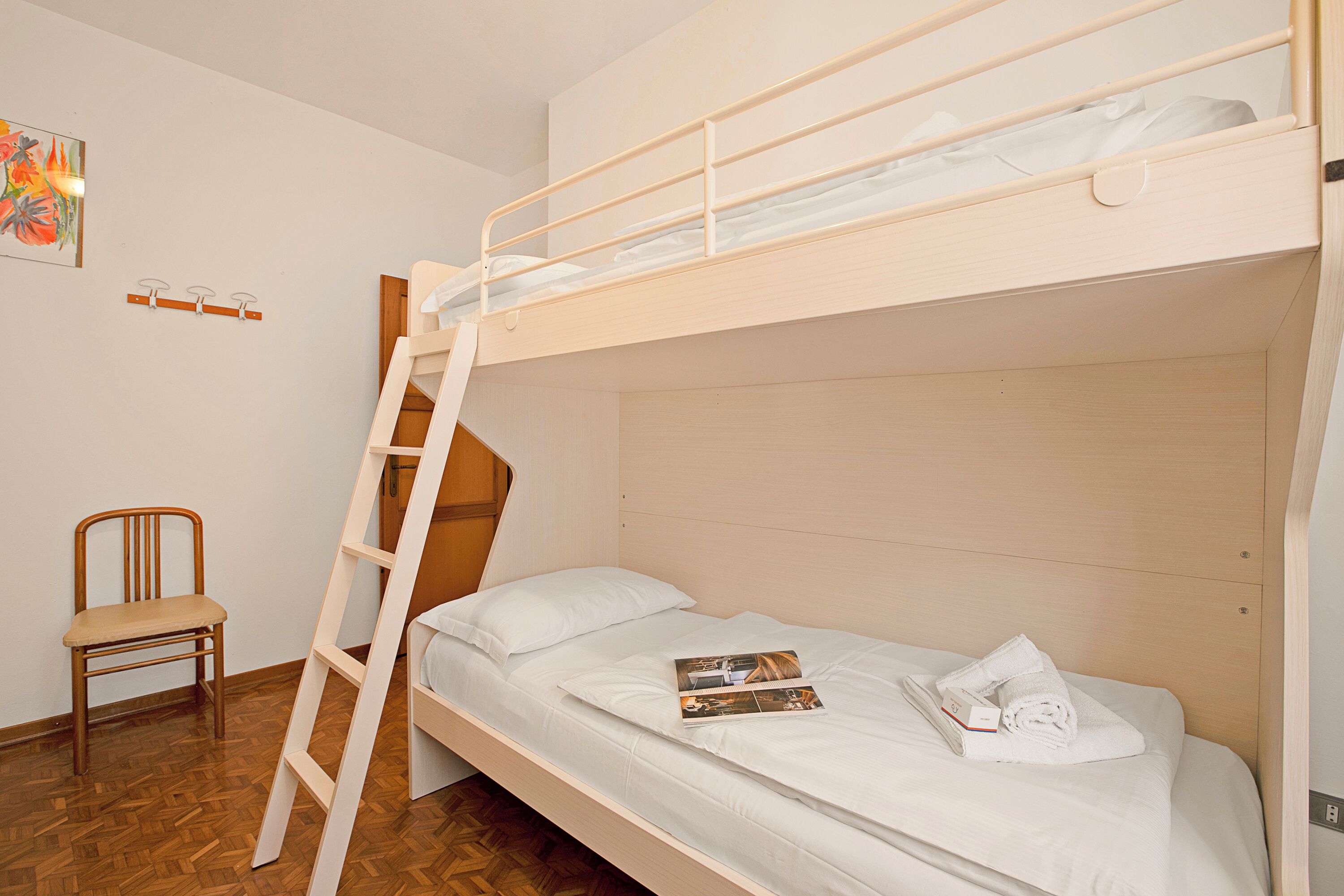 Appartement familial, plusieurs chambres, côté montagne (AlbaDros Ulive Nest) | 2 chambres, accès au Wi-Fi (inclus), literie fournie