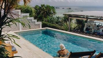 Alberca al aire libre