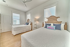 4 bedrooms, iron/ironing board, free WiFi, bed sheets