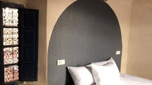 Romantic Double Room, Ensuite, Pool View (Magnolia 2 Personnes) - Riad Paquerette (Marrakech)