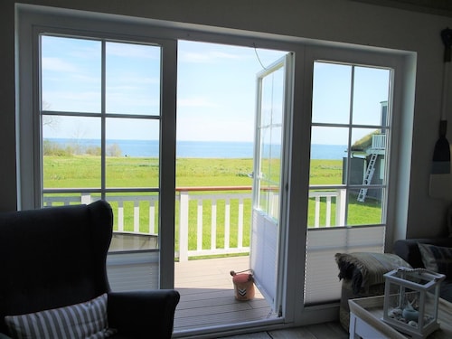 Luxus Ferienhaus für an der Ostsee mit direktem Meerblick, Sauna und Kamin
