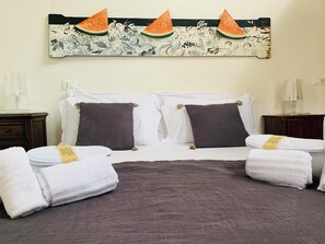 Deluxe-Maisonette, Gartenblick (Fata Ariella) | Allergikerbettwaren, Daunenbettdecken, Betten mit Memory-Foam-Matratzen