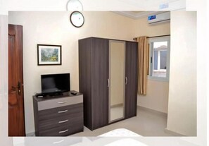 Interior - Chez Ouly (Dakar)