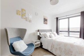 3 Schlafzimmer, Bügeleisen/Bügelbrett, WLAN, Bettwäsche