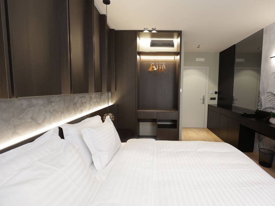 Deluxe Double Room | Soundproofing, free WiFi, bed sheets