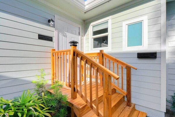 Exterior detail - Cottage on Croton Way # 2 (West Palm Beach)