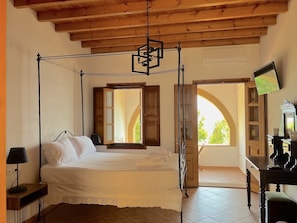 Studio Suite, Sea View, Sea Facing
