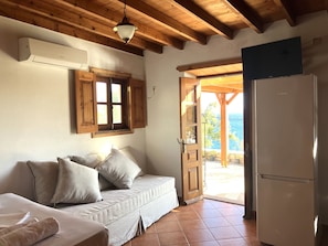Studio, Sea View, Garden Area | Iron/ironing board, free WiFi, bed sheets - Litois Houses Patmos (Patmos)