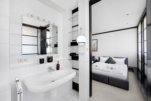 3 chambres, bureau, fer et planche à repasser, Wi-Fi