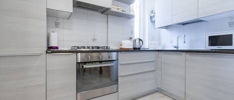 Apartment (1 Bedroom) | Interior