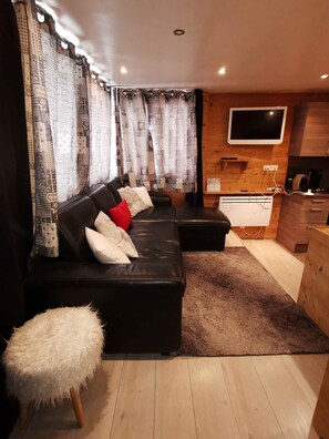 TV - Apart. cosy (47m²) - big family room - 3 bedrooms - directly on the slopes (Les Belleville)