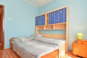 3 bedrooms, WiFi