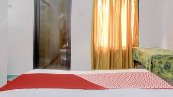 Kamar Double Standar | Seprai linen