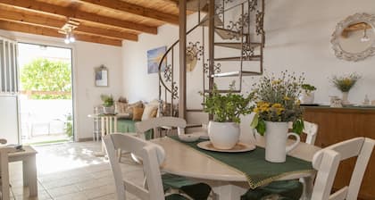 Julia's Holiday House