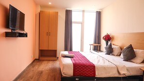 Deluxe Room | Soundproofing, free WiFi - Hotel Noida Grand 121 (Noida)