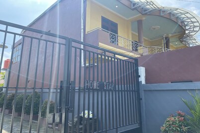 Capital O 93601 Manda Homestay Syariah