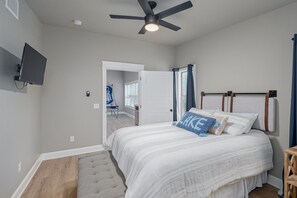 5 slaapkamers, een strijkplank/strijkijzer, gratis wifi, beddengoed