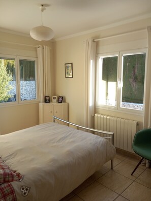 3 Schlafzimmer, Bügeleisen/Bügelbrett, kostenloses WLAN, Bettwäsche