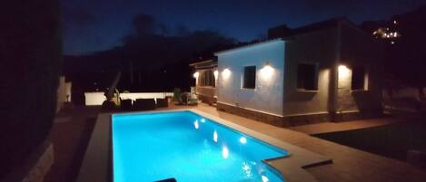 Piscina externa