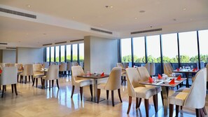 Daily buffet breakfast (SAR 50 per person) - Five seasons Hotel & Spa (Tabuk)