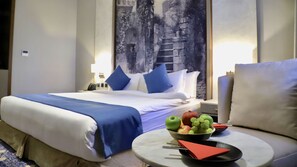 Deluxe Double Room | Egyptian cotton sheets, premium bedding, pillowtop beds, minibar - Five seasons Hotel & Spa (Tabuk)