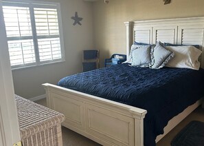 2 quartos, ferros/tábuas de passar roupa, Wi-Fi, roupa de cama