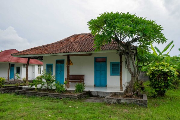 Exterior detail - Hotel O Hepi Bungalow Lovina (Buleleng)