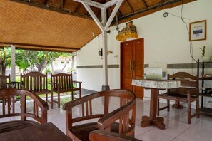 Reception - Hotel O Hepi Bungalow Lovina (Buleleng)